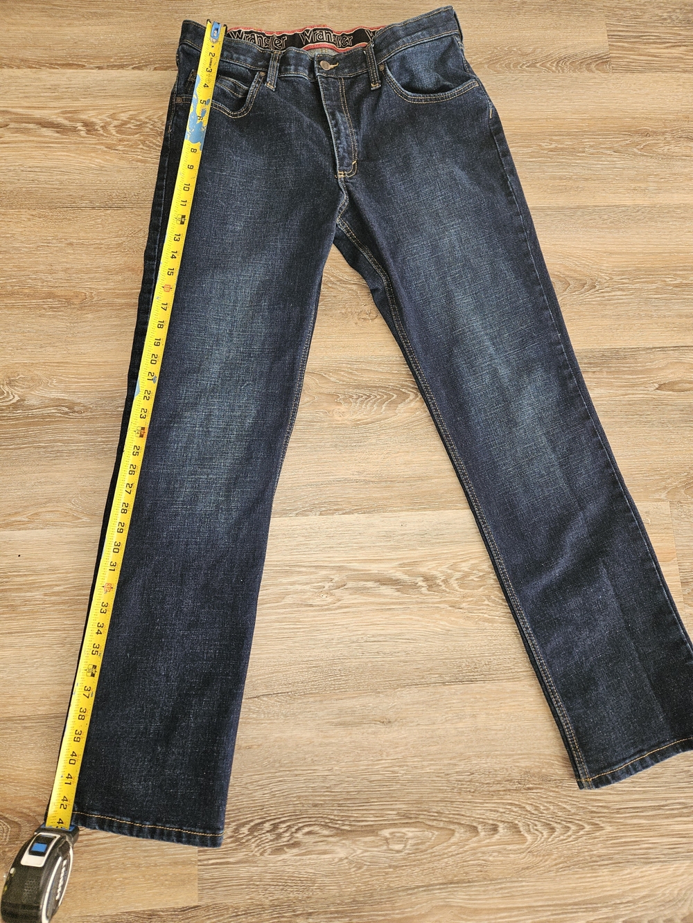 Wrangler Men's Dark Blue Straight Jeans